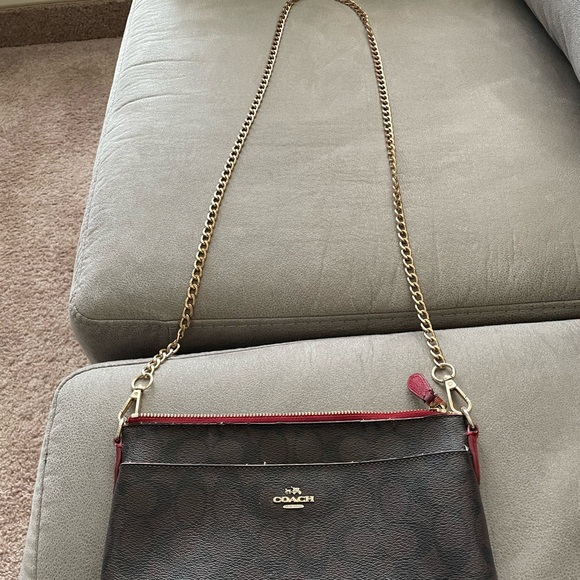 Coach small purse - Picture 2 of 8